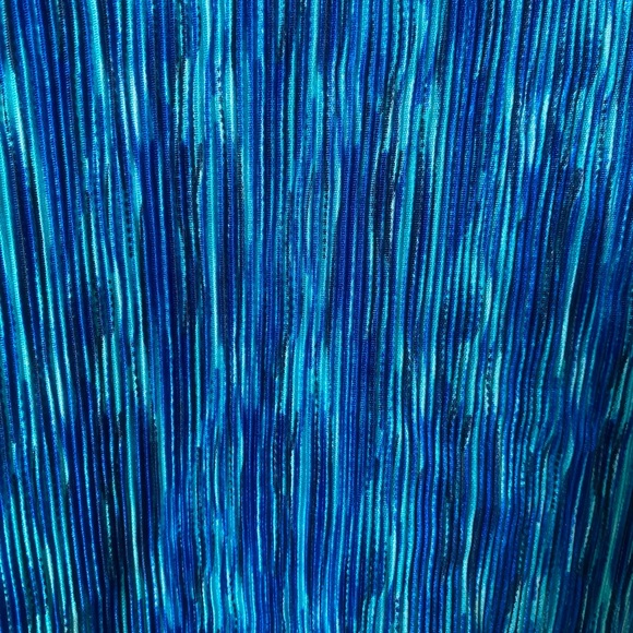 NWOT Amy Byer Blue Hue Tank - Picture 3 of 5